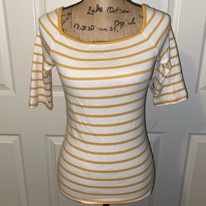 *NWT* Gap Boat Neck, elbow length sleeve, striped, top